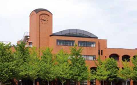 愛国学園大学